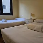 1A106 Amplio Y Comodo Apartamento